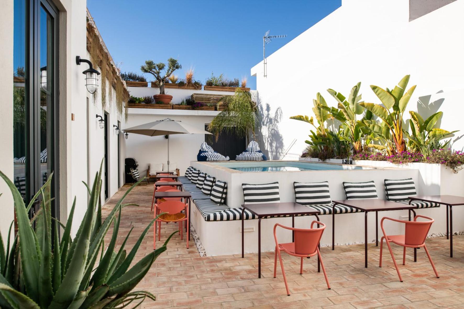 Casa Rosa Villa With Pool In Olhao Centre 外观 照片